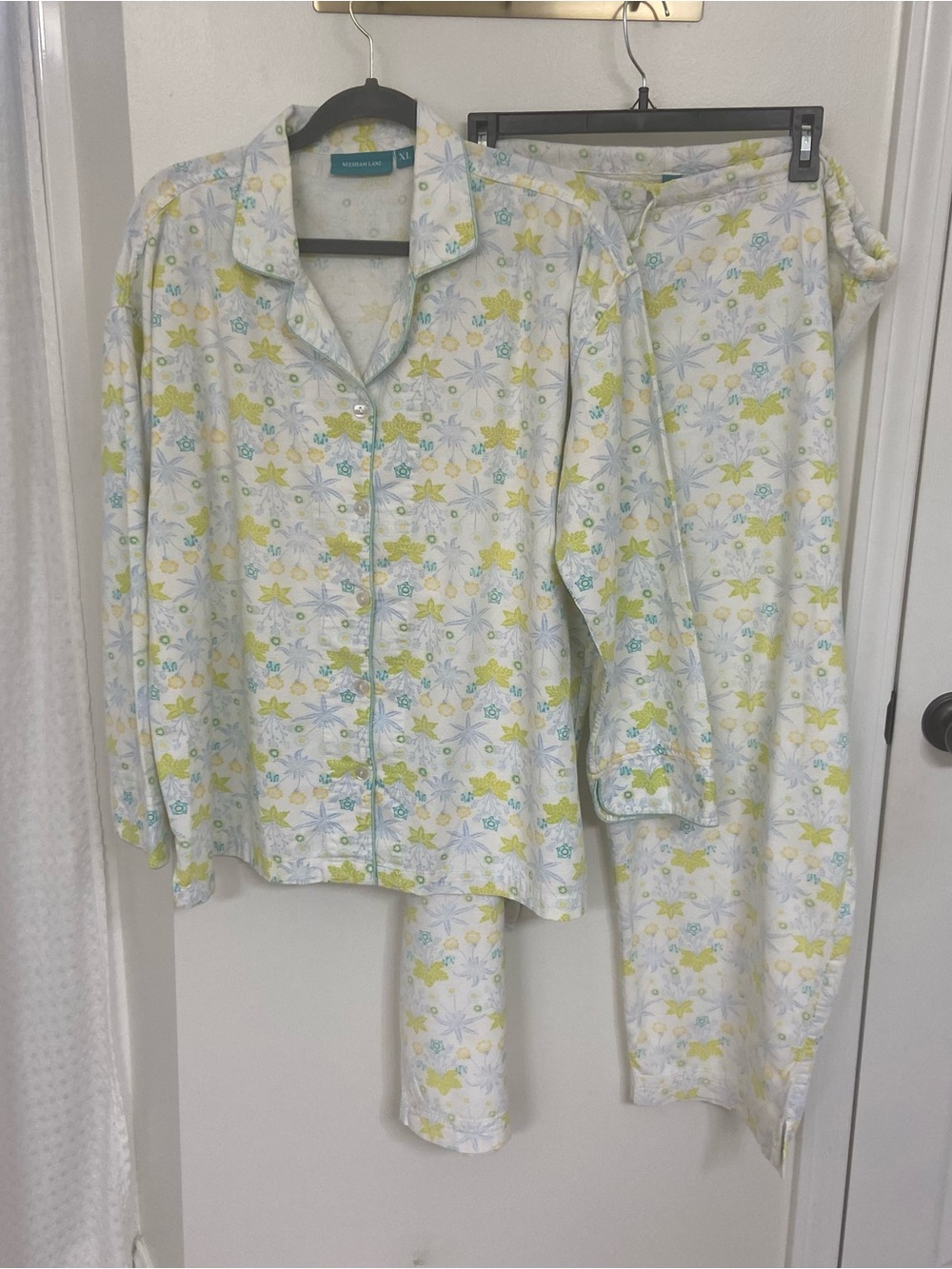 Needham Lane vintage 90’s Women’s Floral Pajama Set – Size XL cottagecore